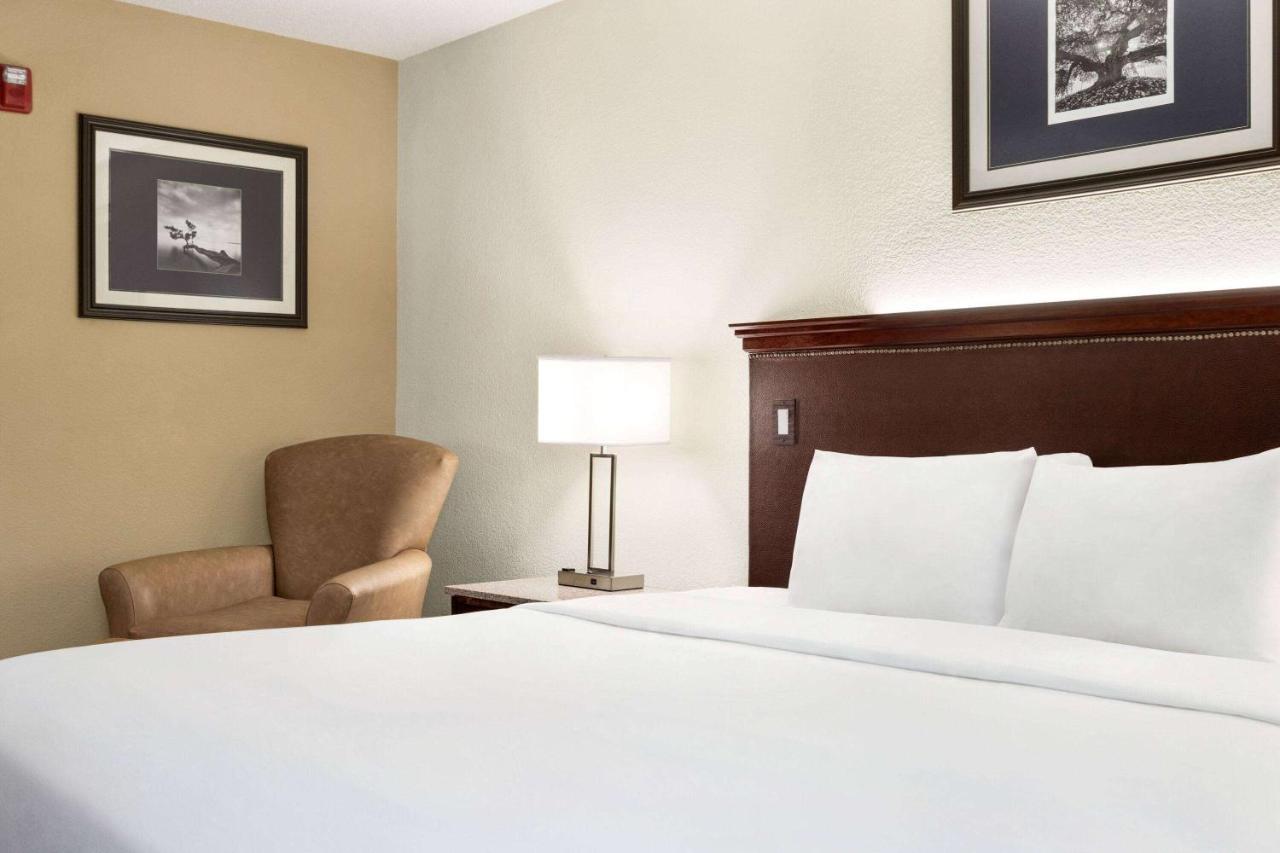 Travelodge By Wyndham Coffeyville Exterior foto